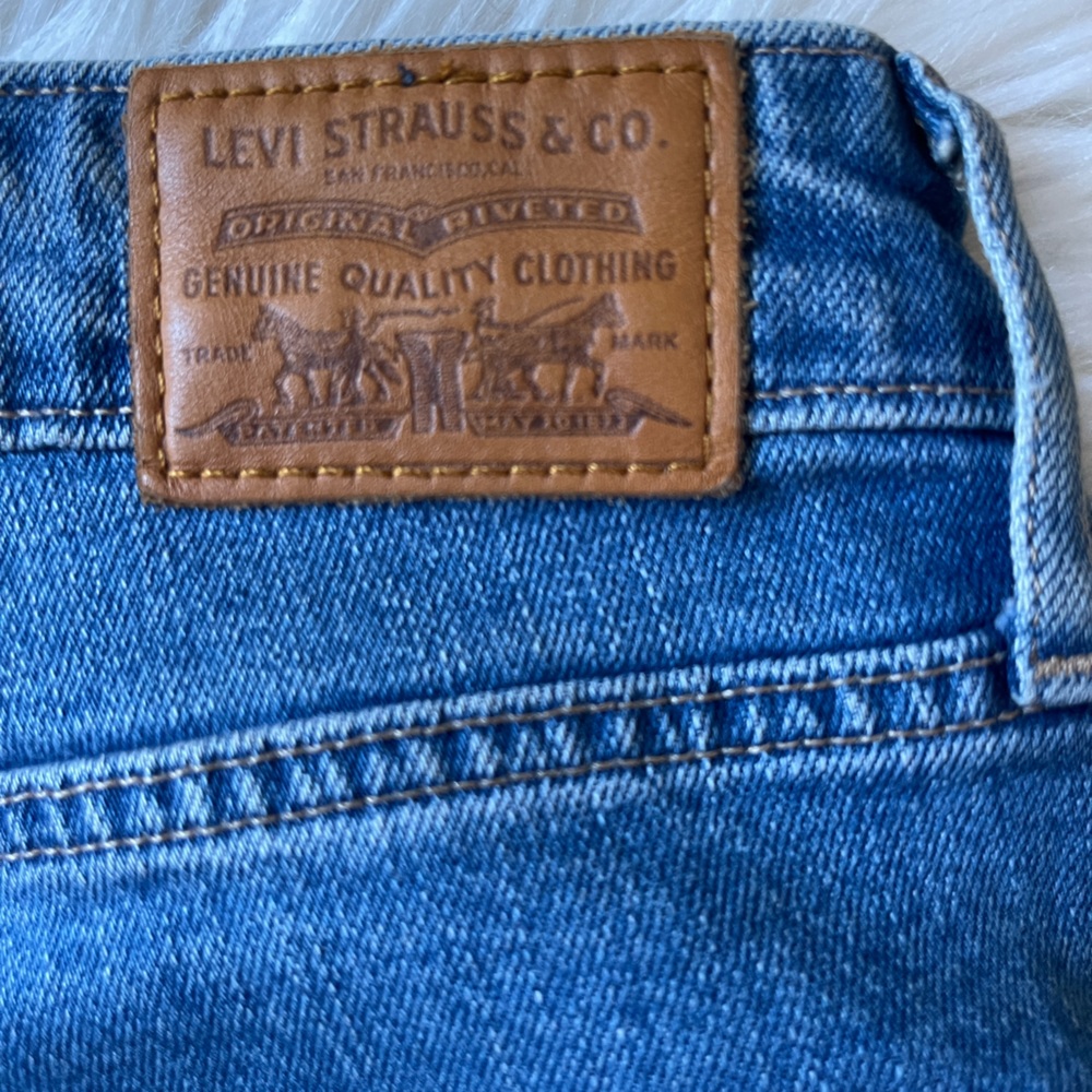 721 high Rise Levi’s